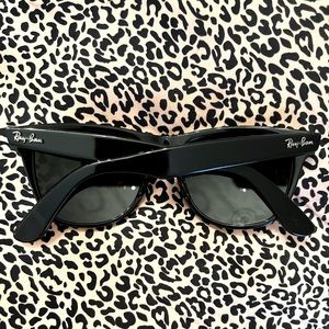 Made in Italy Vintage Wayfarer Ray Bans - Black